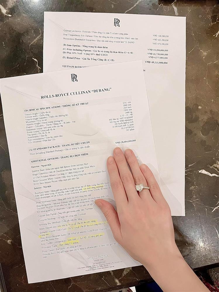 Đoàn Di Băng bắt chước Ngọc Trinh nhưng độ chịu chơi đẳng cấp hơn!-11