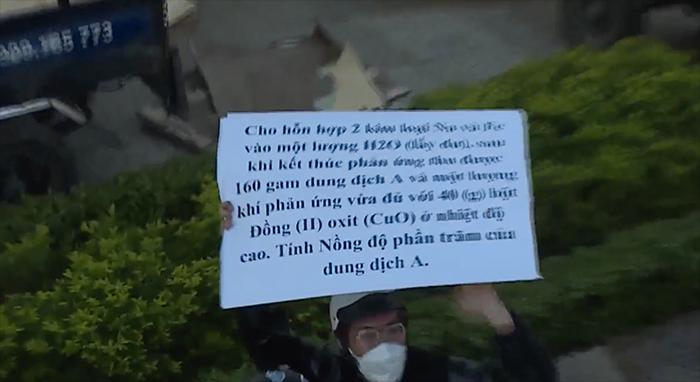 Thùy Tiên khoe quà fan, có gì ghê gớm mà ai nấy ná thở?-3