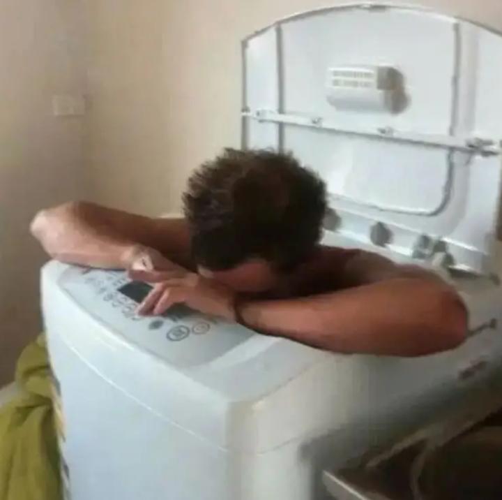 Không nhịn được cười những pha mắc kẹt khiến khổ chủ khóc thét-8