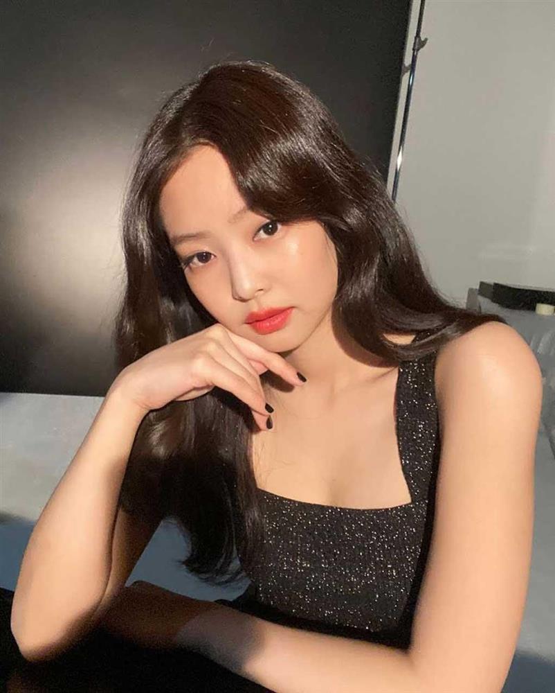 Jennie BLACKPINK bị netizen Trung Quốc tấn công dữ dội-1