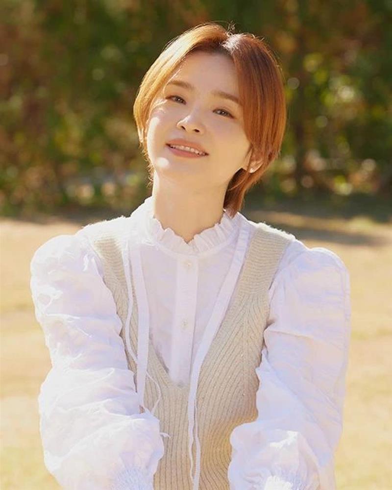 Đời thực của quý cô 39: Son Ye Jin tương tự, Jeon Mi Do khác xa-5