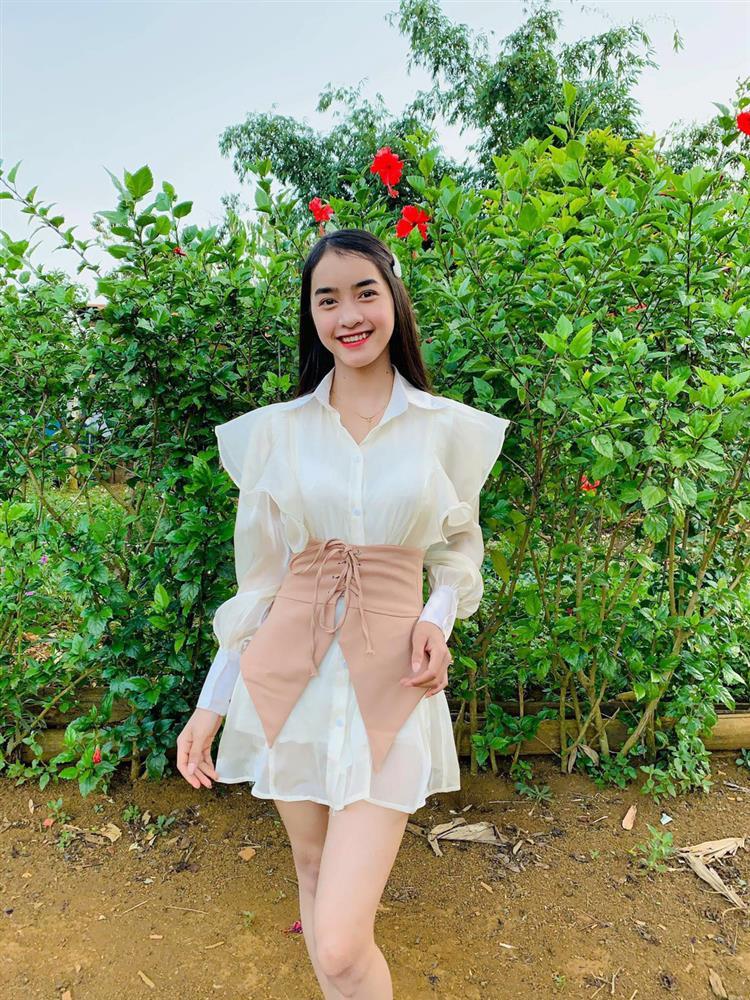 Clip đạt hơn 12 triệu view nhưng thiếu nữ Ba Na bị chỉ trích-1