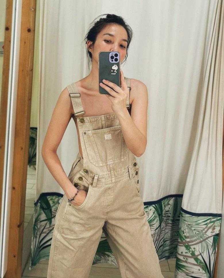 Hiền Thục diện áo croptop 1 gang tay lộ body gầy trơ xương sườn-6