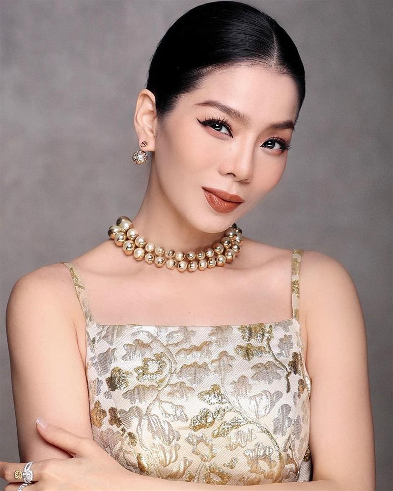 Lệ Quyên chuyên môn gì mà chấm thi Miss World Vietnam 2022?-4