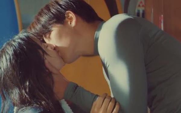 5 dấu hiệu đàn ông nghiện tình dục, chị em đọc để phòng!-1