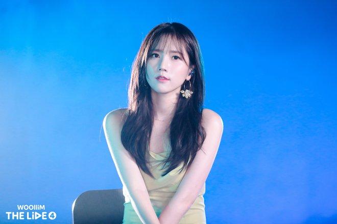 Lovelyz tan rã, nữ thần tượng Jin làm nhân viên nhà hàng ẩm thực-1