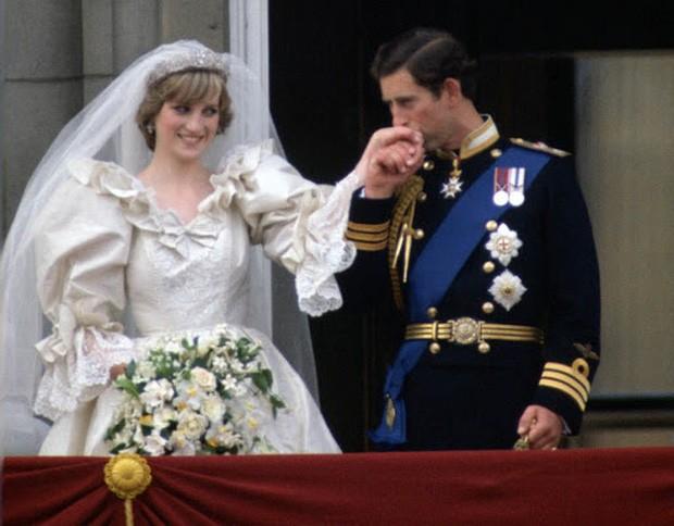 Câu nói cứa lòng của Thái tử Charles khiến Công nương Diana sa sầm-1