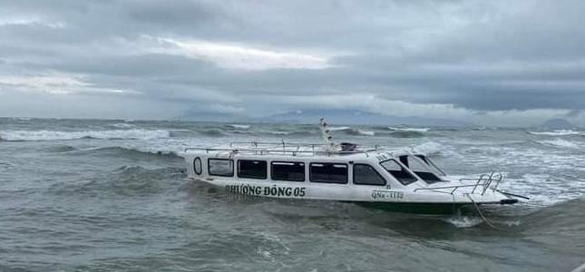NÓNG: Họp báo về vụ chìm ca nô kinh hoàng ở Quảng Nam-10