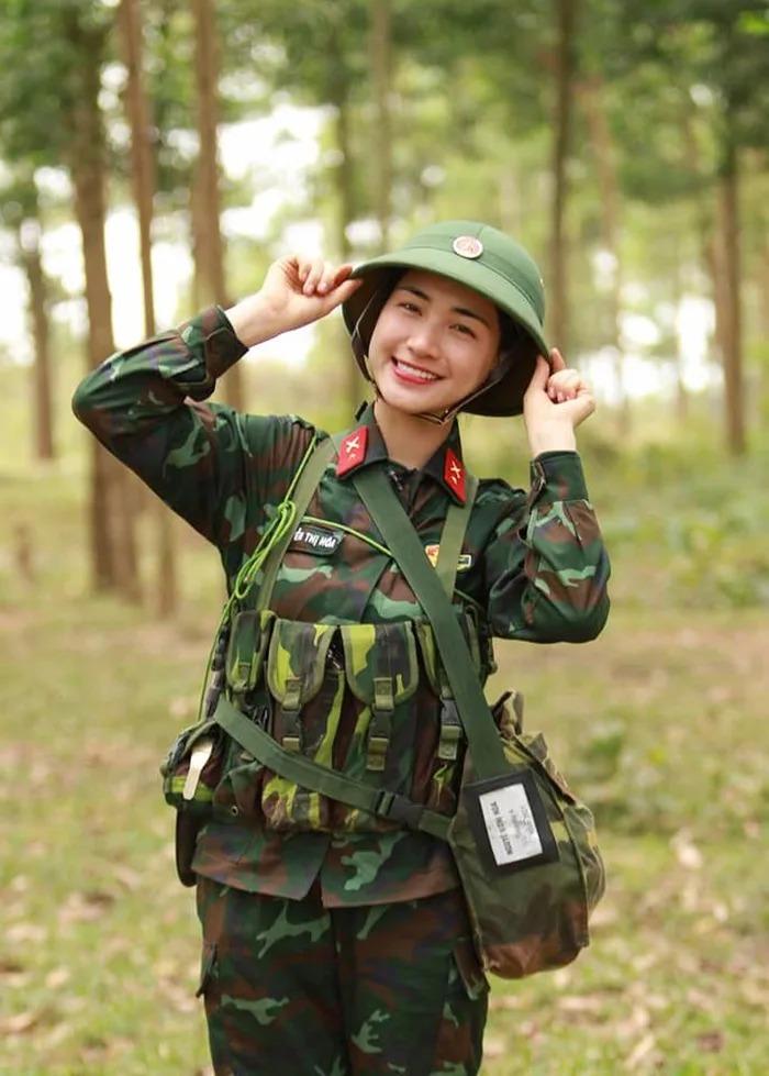 Bóc trần mặt mộc mỹ nhân Việt khi tham gia Sao Nhập Ngũ-3