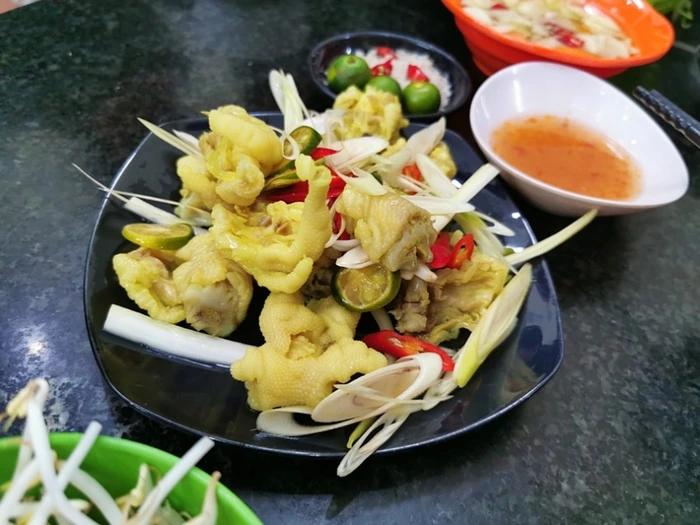 7 món ăn Việt lạ lùng nhất trong mắt khách quốc tế-3