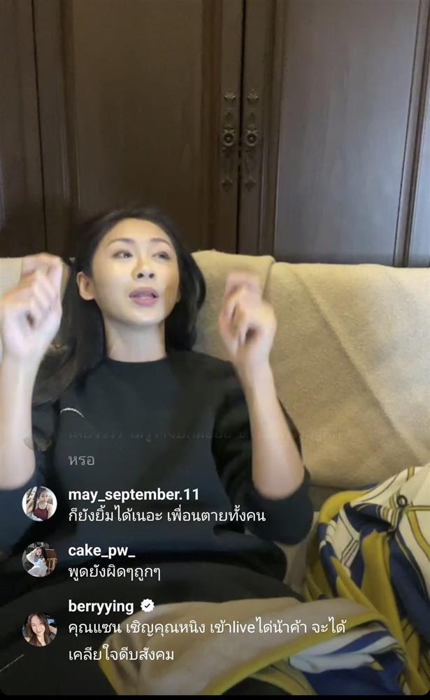 Phẫn nộ cô gái cười đùa trên thuyền mỹ nhân Chiếc Lá Cuốn Bay-2