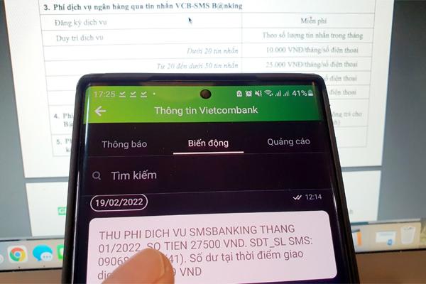 Ngân hàng và nhà mạng thống nhất thu phí SMS Banking là 11.000 đồng/tháng-1