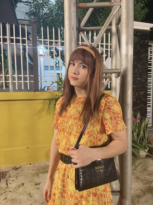 Loạt vai phụ át vía nhân vật chính: Doãn Quốc Đam gánh còng lưng-5