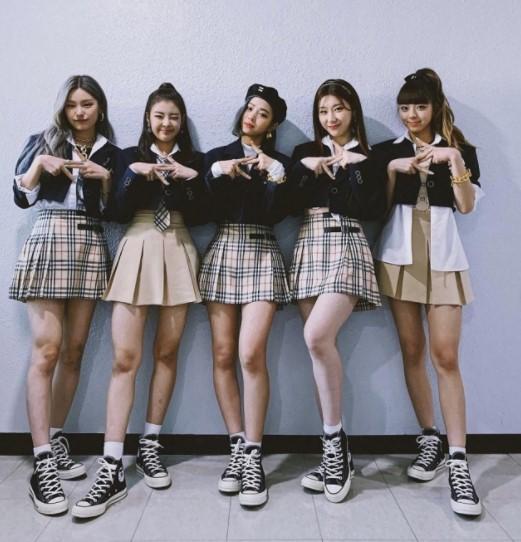 Tân binh NMIXX thành đạo sĩ Kpop, cướp cả ý tưởng của đàn chị cùng nhà-4