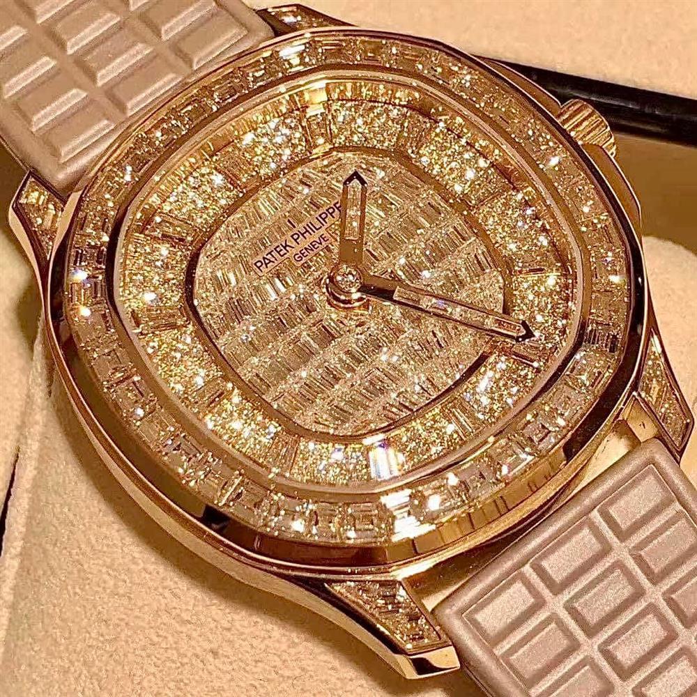 Đoàn Di Băng bán đồng hồ lời luôn 3 tỷ, ngang buôn bất động sản-3