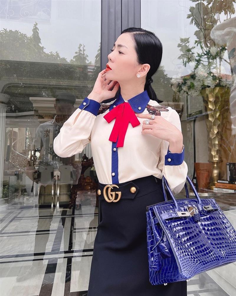 Lệ Quyên lộ vòng 2 lùm lùm sau khi bày tỏ muốn mặc váy cưới-3