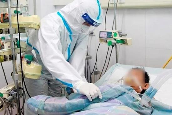 Hà Nội có thể đạt đỉnh dịch trong 2 tuần nữa