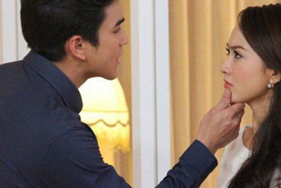 Tại sao đàn ông nặng tình với vợ nhưng vẫn ngoại tình không dứt?