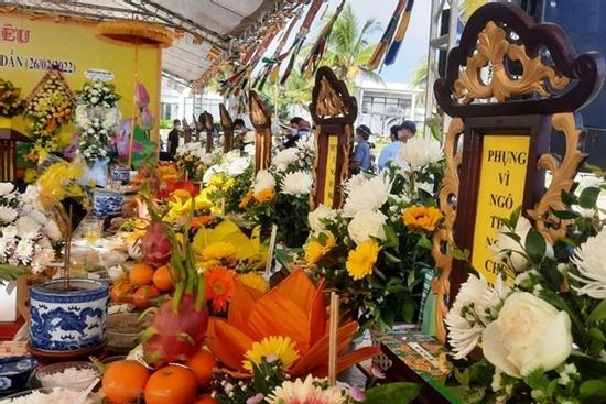 Ngàn người dự lễ cầu siêu cho 17 nạn nhân vụ lật ca nô ở Quảng Nam