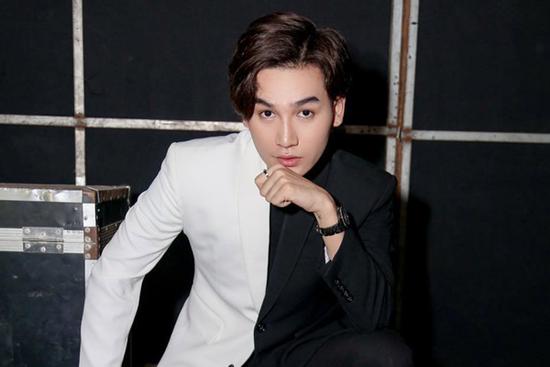 Dân mạng nổi điên vì Ali Hoàng Dương phát ngôn 'Hát giọng mũi thì sao?'