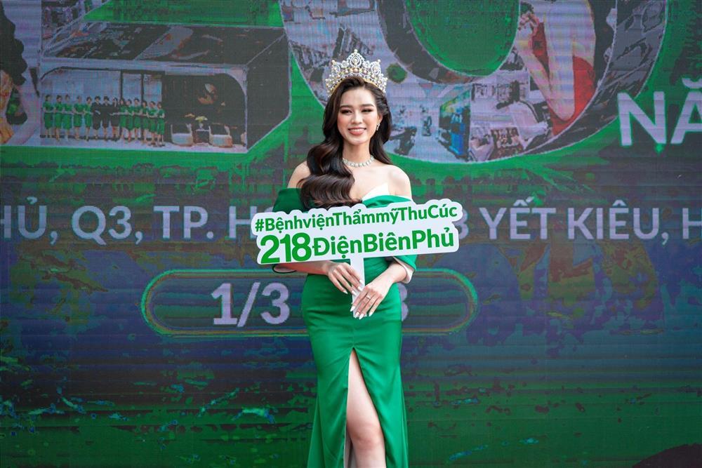 Những tuyệt sắc giai nhân tại lễ khai trương 2 BV thẩm mỹ Thu Cúc-2