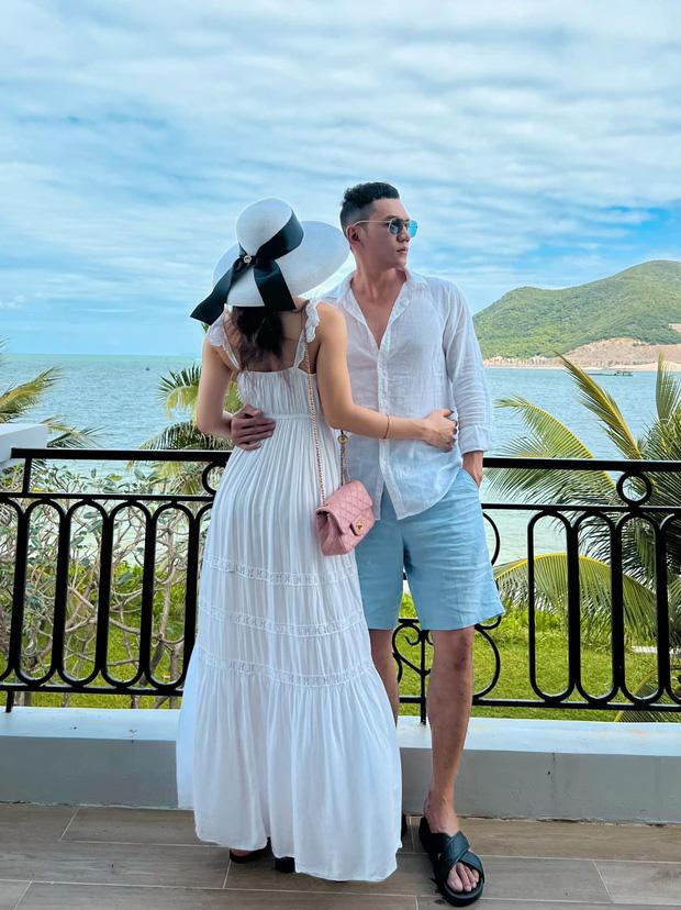 Phương Trinh Jolie diện váy cưới gợi cảm, netizen chỉ sợ lộ hàng-6