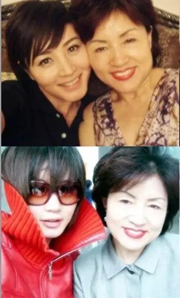 Kim Hye Soo khốn khổ vì mẹ mê cờ bạc, từng bị phốt đạo luận văn