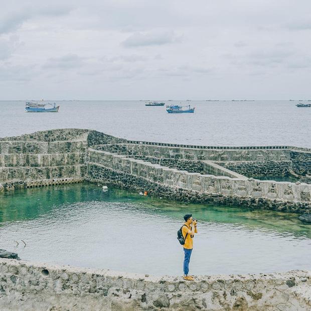 Điểm sống ảo hot nhất đảo Phú Quý một thời nay tiêu điều, xập xệ-3