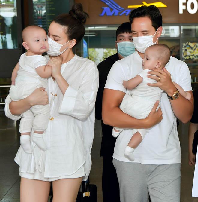 Hồ Ngọc Hà bế con: Leon quạu, Lisa hợp tác, Subeo chững chạc-8