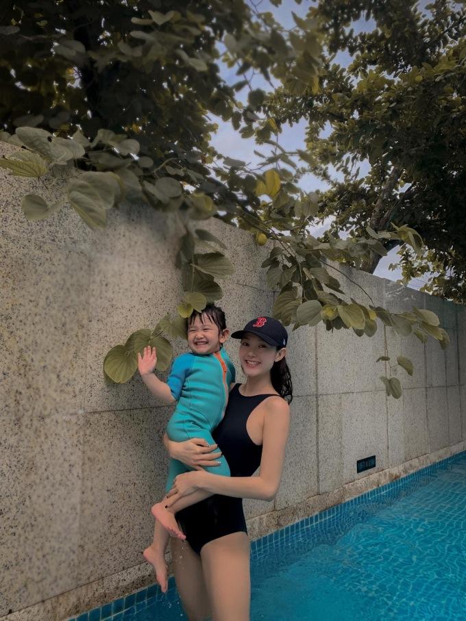 Giám khảo Miss World VN đọ bikini: Hà Kiều Anh gây sốc nhất-8