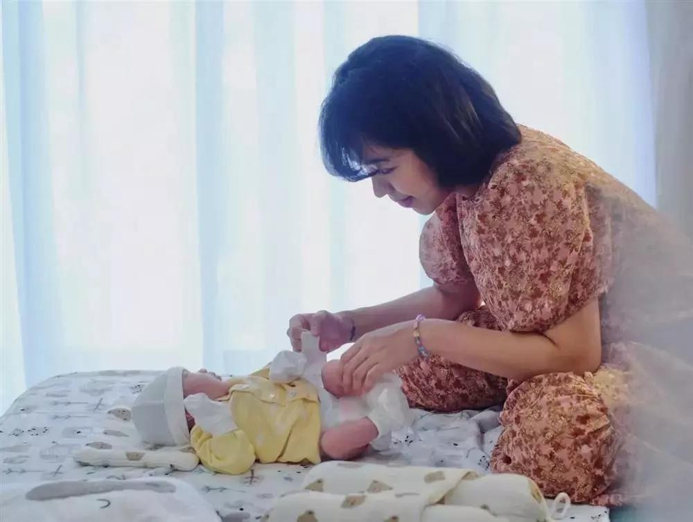 Em rể hụt MC Diệp Chi có tình mới, nhan sắc thế nào?-6