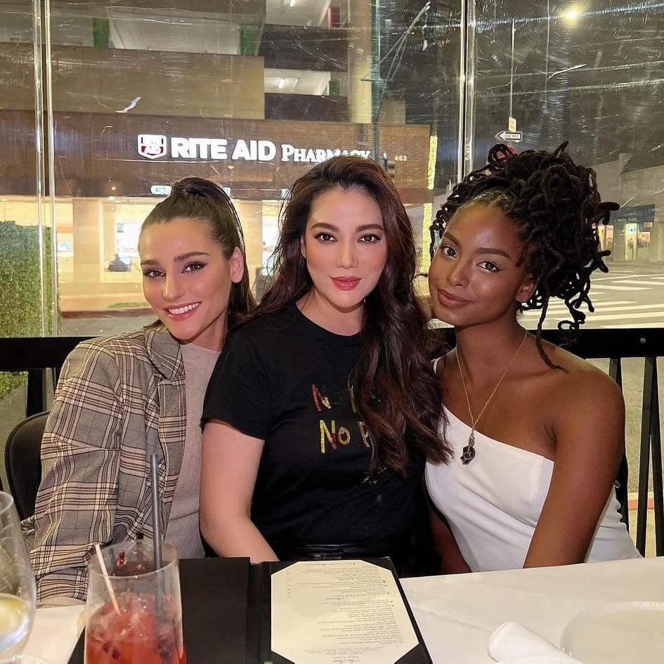 Trương Ngọc Ánh fail toàn tập khi đọ sắc 2 Hoa hậu Trái đất-3