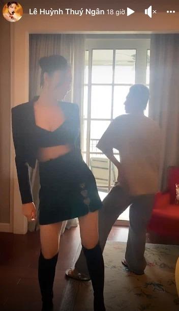 Thúy Ngân nhảy sexy dance để lộ vòng 1 nặng trĩu ná thở-1