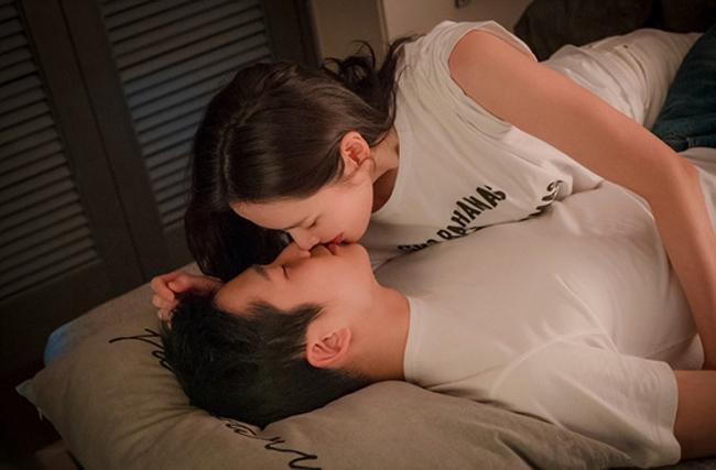 5 thời điểm vàng khiến các cặp đôi hưng phấn chuyện chăn gối-3