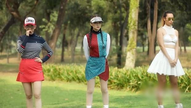 Sao Việt mặc lạc quẻ đi chơi golf: Hà Anh, Lệ Quyên ngán ngẩm-1