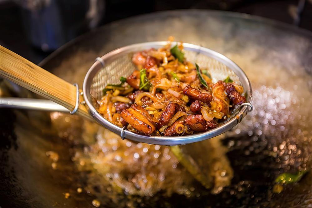 Món ba rọi heo rang sả ớt cho cuối tuần-6