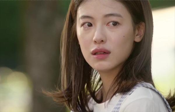 Cãi bố mẹ cưới chồng bội bạc, con gái trào nước mắt khi trở về-2