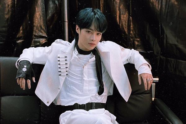 Kpop tháng 3: IU có màn kết hợp không ngờ, Red Velvet tái xuất-10