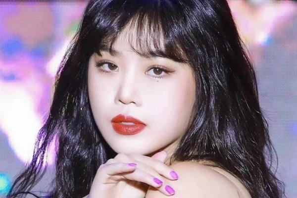 Netizen ngỡ ngàng trước cuộc sống hiện tại của nữ idol KPop sau scandal  bắt nạt bạn học
