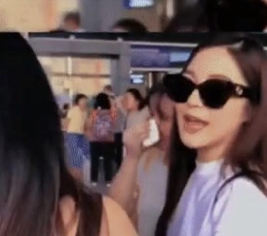 Rầm rộ tin Hương Tràm trở về Việt Nam sau gần 3 năm sang Mỹ?-3