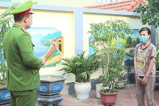 Cặp vợ chồng là F0, F1 nhưng vẫn đi mua bán xe máy bị phạt 25 triệu