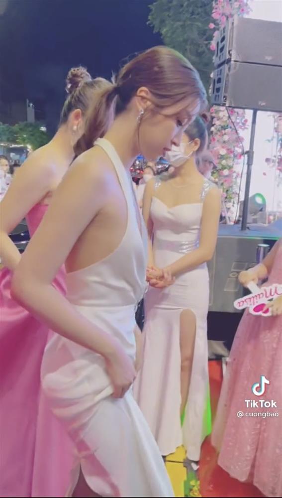 Đỗ Mỹ Linh bị soi vòng 1 lép kẹp khi tề tựu Huyền My, Tú Anh-2