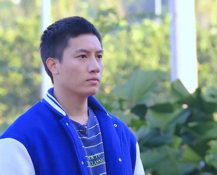 8 sao Việt nhập ngũ: Visual Hòa Minzy 10 điểm vẫn có đối thủ-19