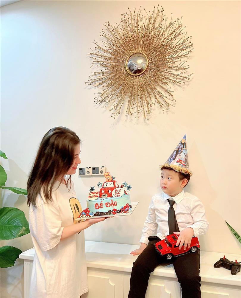 Việt Anh hội ngộ vợ cũ, mừng sinh nhật con trai-4