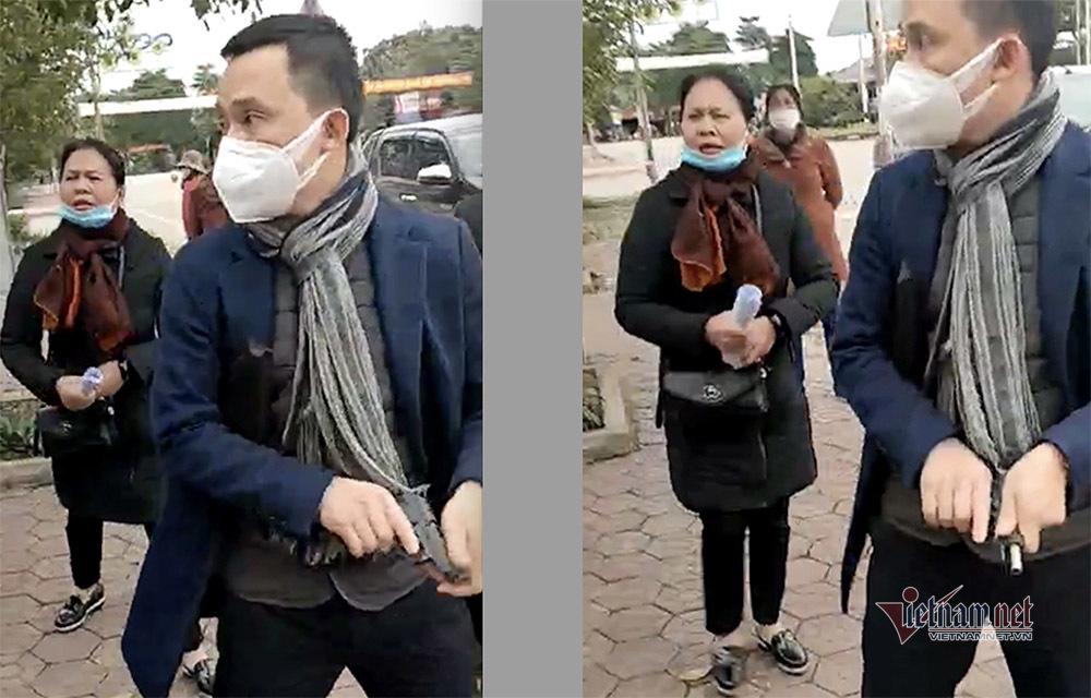 Clip: Rút súng uy hiếp, xé bìa đỏ của người bán đất ở Nghệ An-1