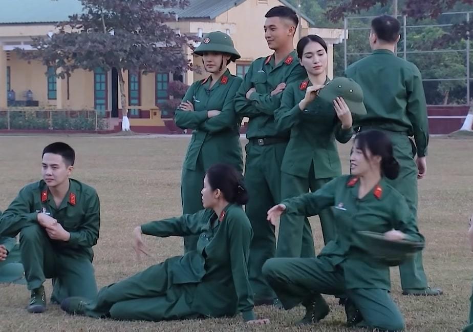 Danh tính soái ca quân nhân đang gây náo loạn Sao Nhập Ngũ-2