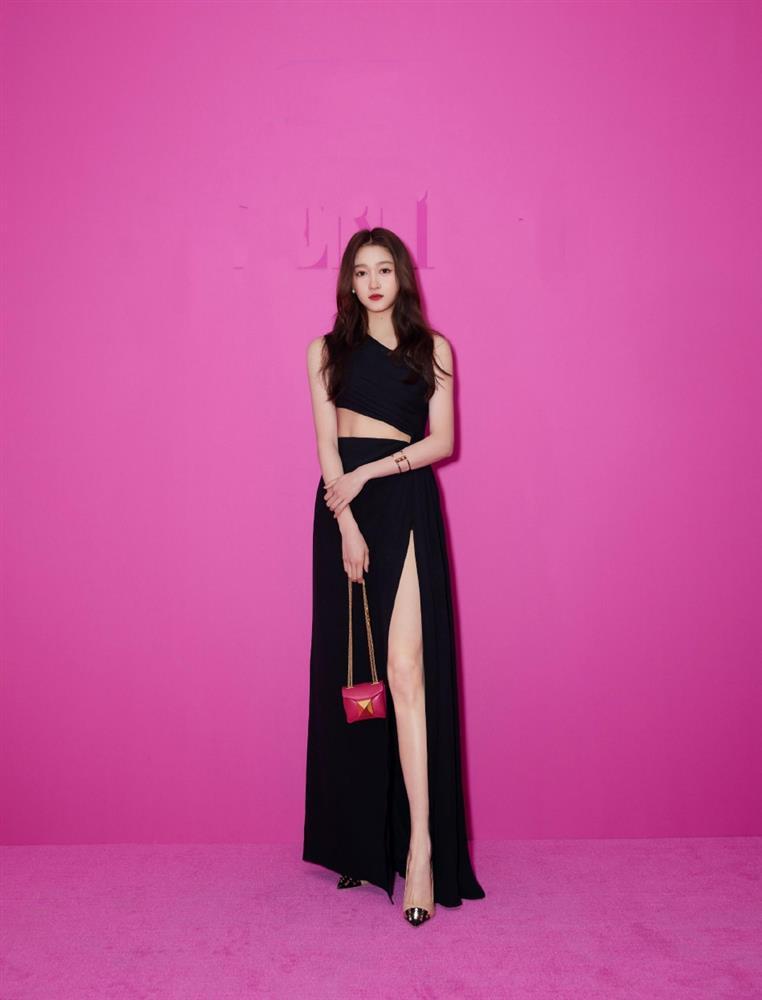 Quan Hiểu Đồng gặp Tôn Lệ sau 18 năm: Cô gái nhỏ giờ đẹp ngất ngây-4