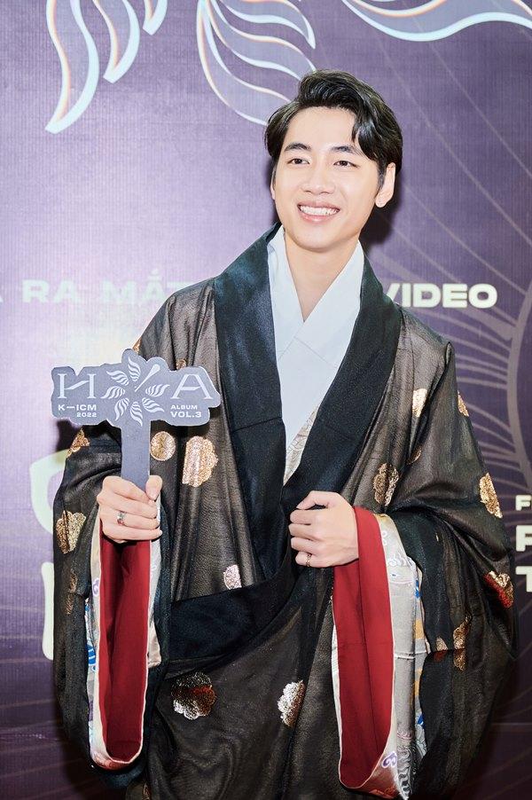 K-ICM trở thành con nuôi nữ ca sĩ Phương Thanh-2