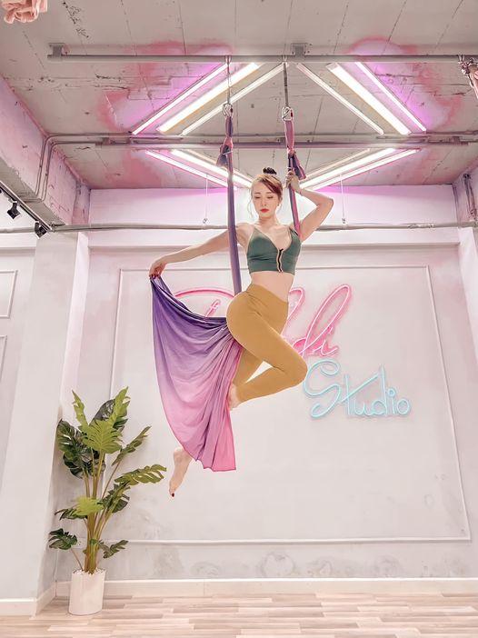 Quỳnh Nga gây lú với bụng vượt mặt, to hơn cả vòng 1 đã dao kéo-4