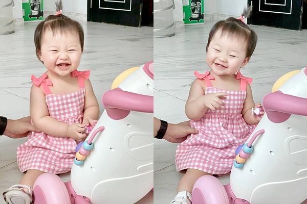 Cháu gái Trấn Thành gây bão biểu cảm trái ngược bố mẹ-6